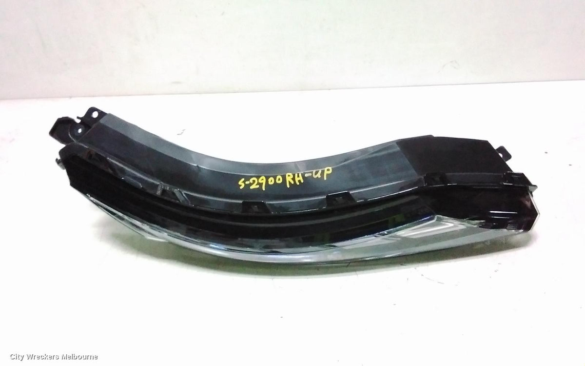 MITSUBISHI OUTLANDER RIGHT INDICATOR/FOG/SIDE, ZM, DAYTIME RUNNING LAMP, 08/2021 ONWARDS - Image 3