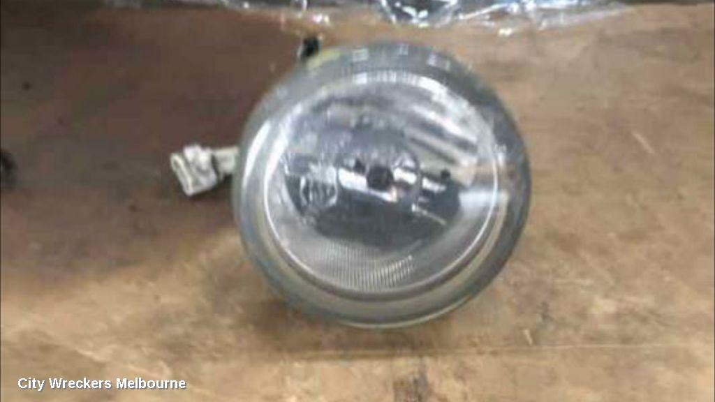 SUZUKI LIANA RIGHT INDICATOR/FOG/SIDE, BUMPER FOGLAMP, RH4 SI, 10/2001 - 02/2004 - Image 1