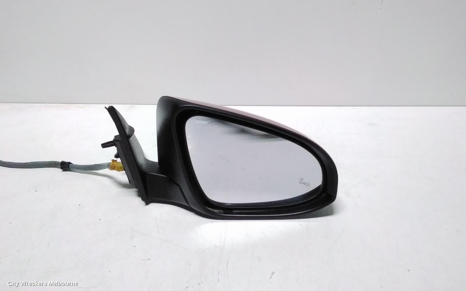 TOYOTA AURION RIGHT DOOR MIRROR, GSV50R, PRESARA/SPORTIVO ZR6, W/ AUTO DIP & BLINDSPOT TYPE, 02/2012 - 05/2015 - Image 2
