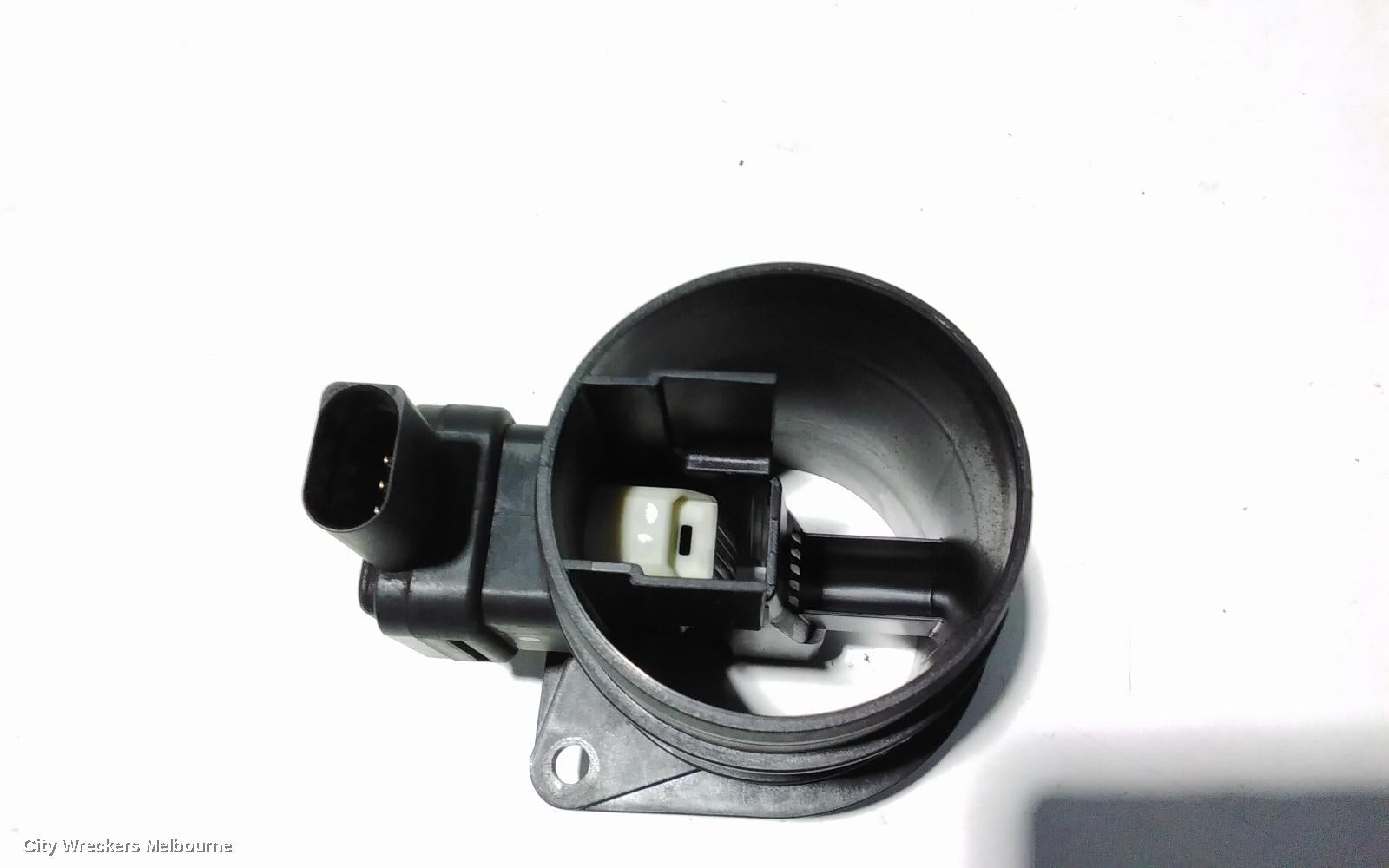 VOLKSWAGEN CADDY AIR FLOW METER, 1.6, DIESEL, 2K, 08/2010 - 06/2015 - Image 2