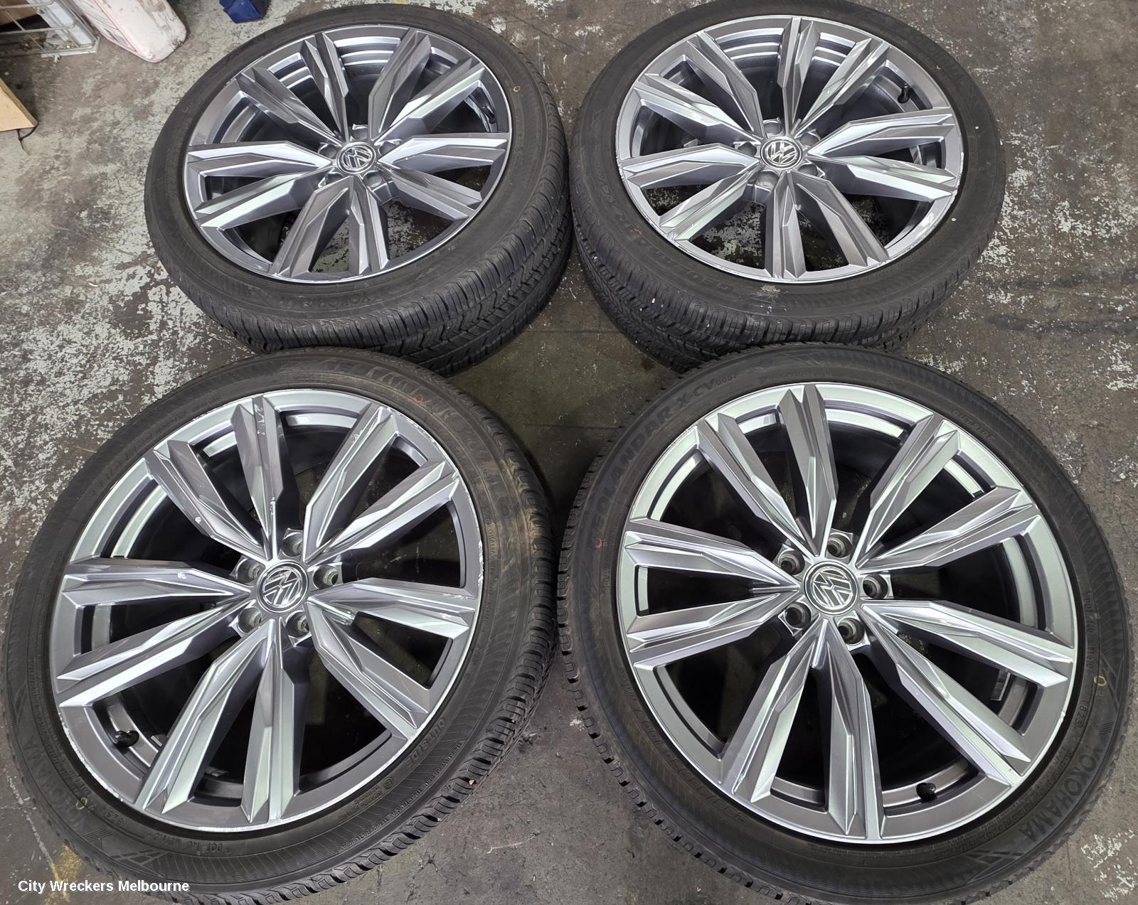 VOLKSWAGEN TIGUAN WHEEL MAG, FACTORY, 20X8IN, KAPSTADT, 5NA, 06/2016 - 02/2024 - Image 1