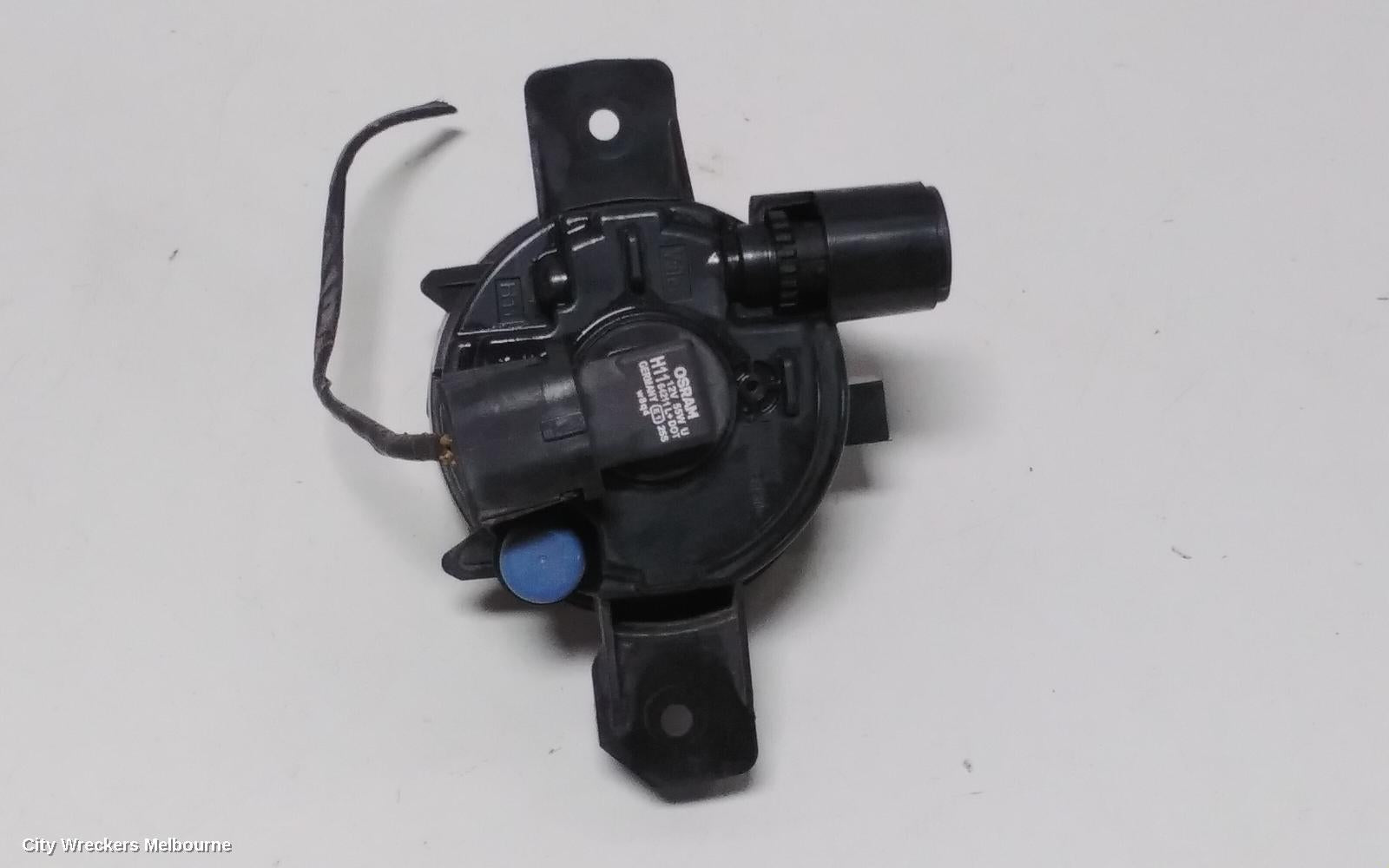 BMW X5 RIGHT INDICATOR/FOG/SIDE, BUMPER FOGLAMP, E70, NON ADAPTIVE LAMP TYPE, 03/2007 - 08/2013 - Image 3