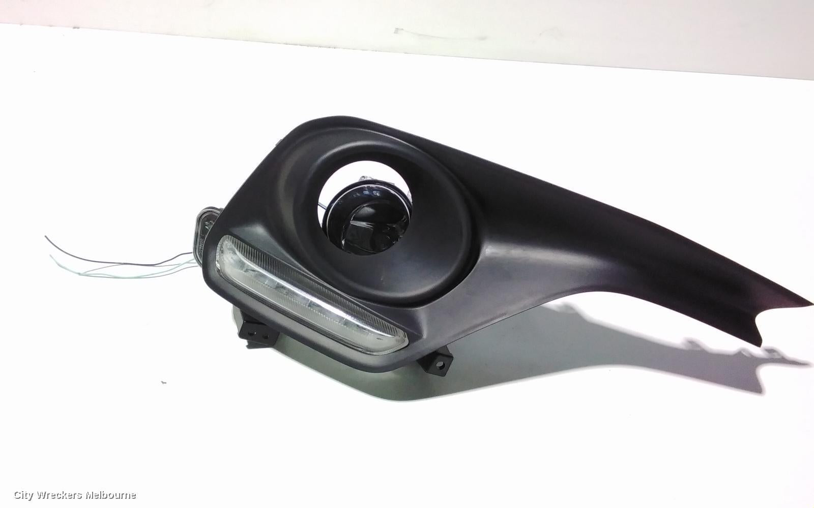 SUZUKI SWIFT FOG LAMP - Image 1