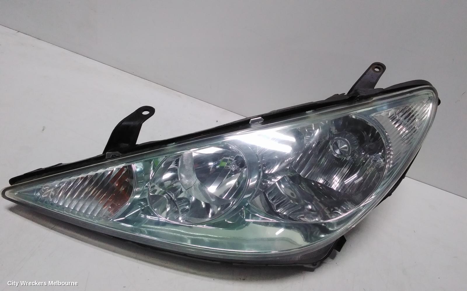 TOYOTA ESTIMA LEFT HEADLAMP, XR30/2040, BLUE HID TYPE, LENS# 28-165, 03-06 (IMPORT) - Image 3