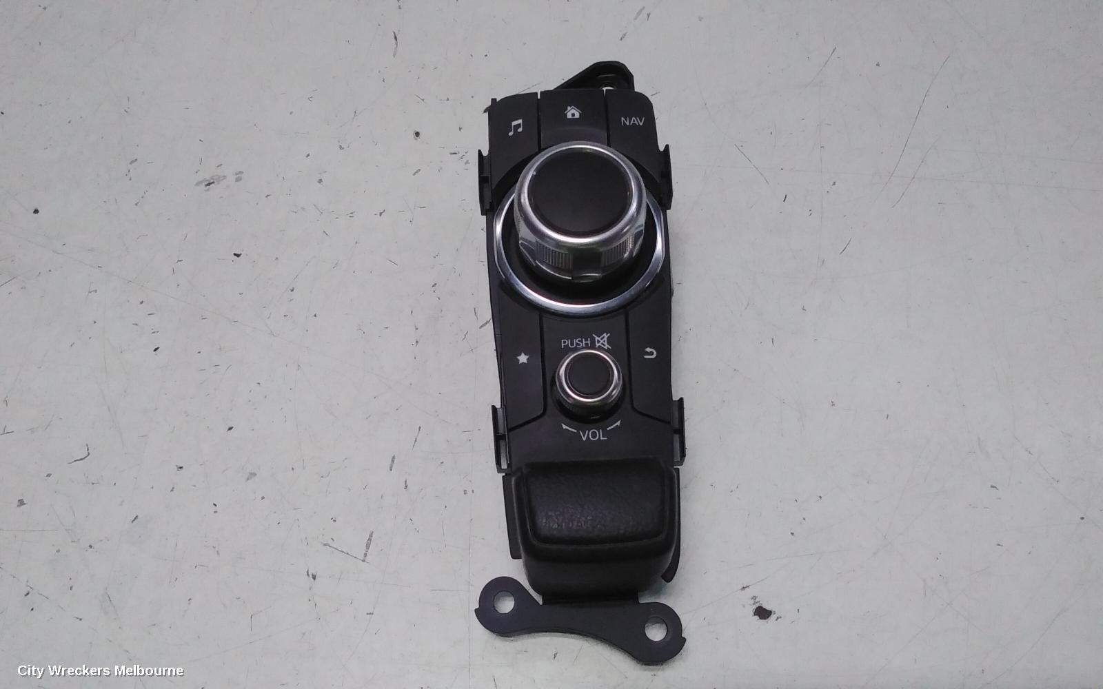 MAZDA 2, DJ/DL, 10/2014 ONWARDS, D09H 66 CMO B  COMBINATION COMMANDER CONTROLS: 141825 - Image 2