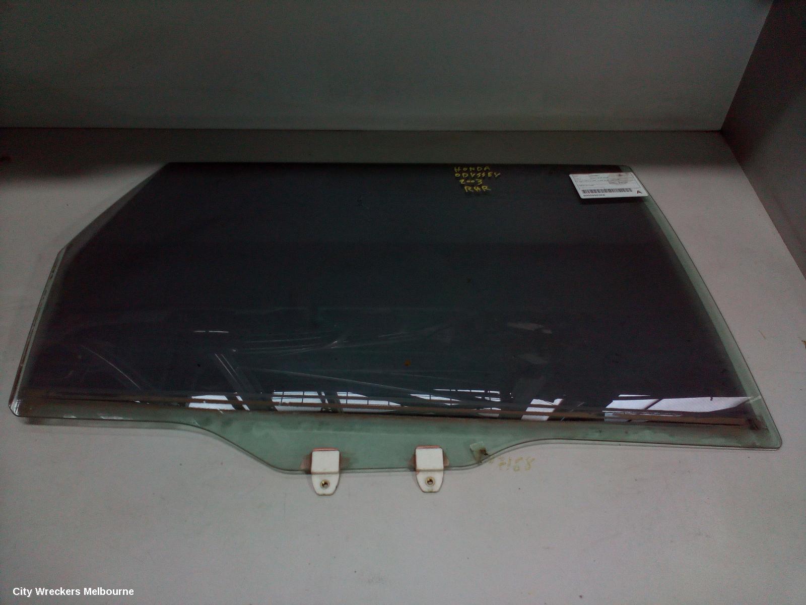 HONDA ODYSSEY RIGHT REAR DOOR WINDOW, RA, 04/2000 - 06/2004 - Image 1