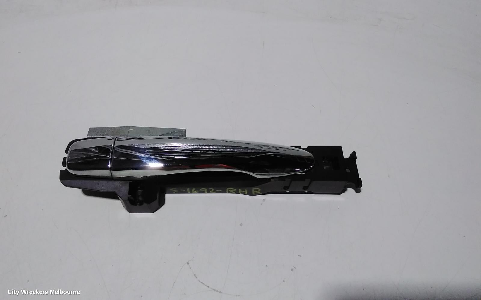 RENAULT KALEOS DOOR HANDLE, OUTER, RH REAR, CHROME, XZG, 06/2017 ONWARDS - Image 2