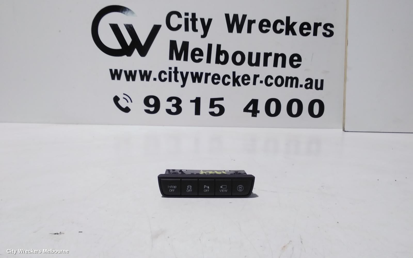 MAZDA 3, BP, 03/2019 ONWARDS, TRACTION CONTROL SWITCH GJE8-66170A: 102662 - Image 1