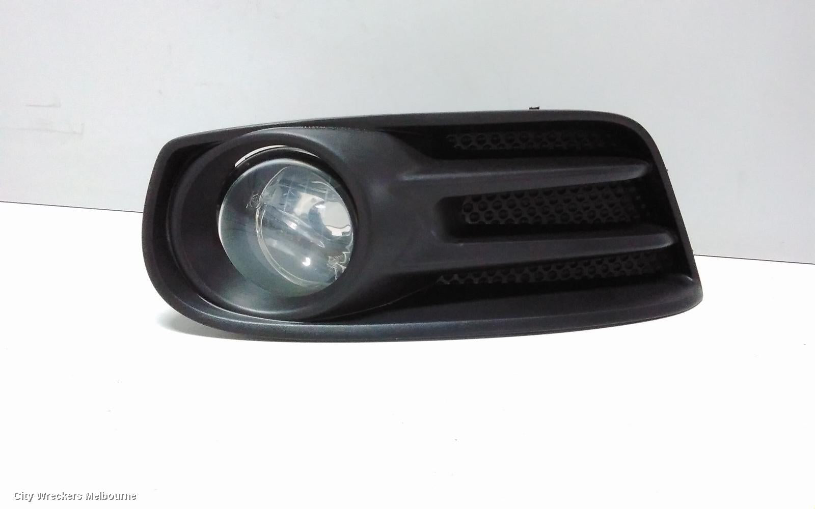 NISSAN PULSAR RIGHT INDICATOR/FOG/SIDE, BUMPER FOGLAMP, C12, HATCH, 05/2013 - 12/2016 - Image 3