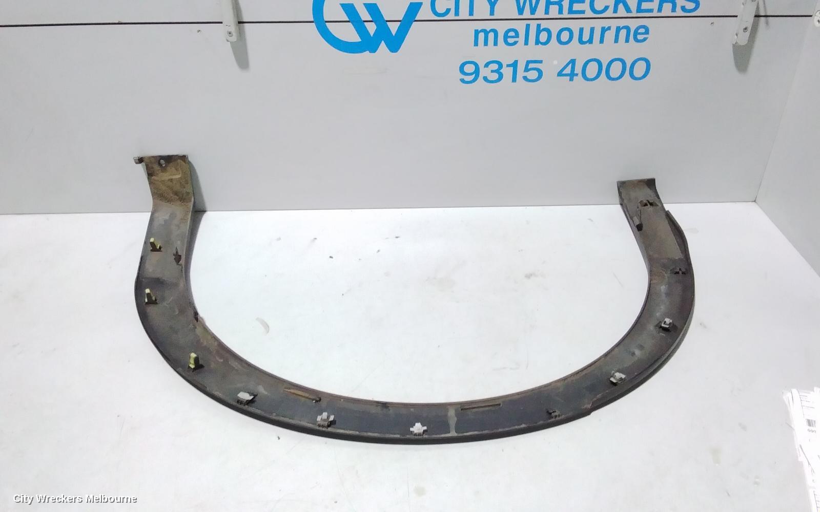 HONDA CIVIC WHEEL ARCH FLARE, RH REAR WHEEL ARCH MOULD, HATCH, 9TH GEN, 02/2012 - 05/2016 - Image 2