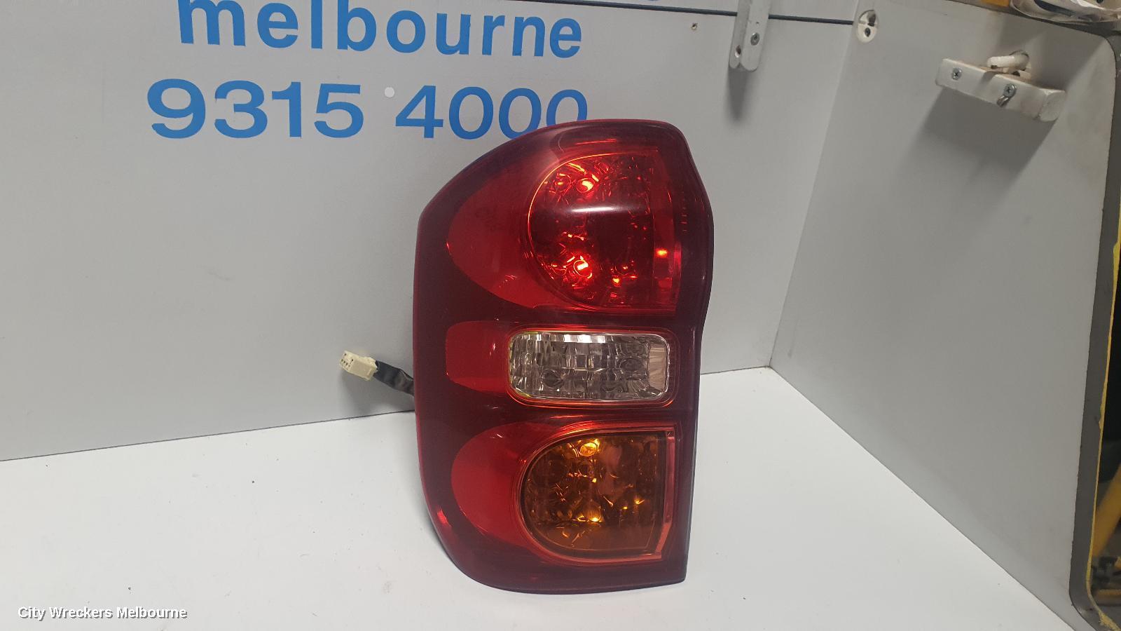 TOYOTA RAV4 LEFT TAILLIGHT, ACA2#R, 07/2003 - 10/2005 - Image 3