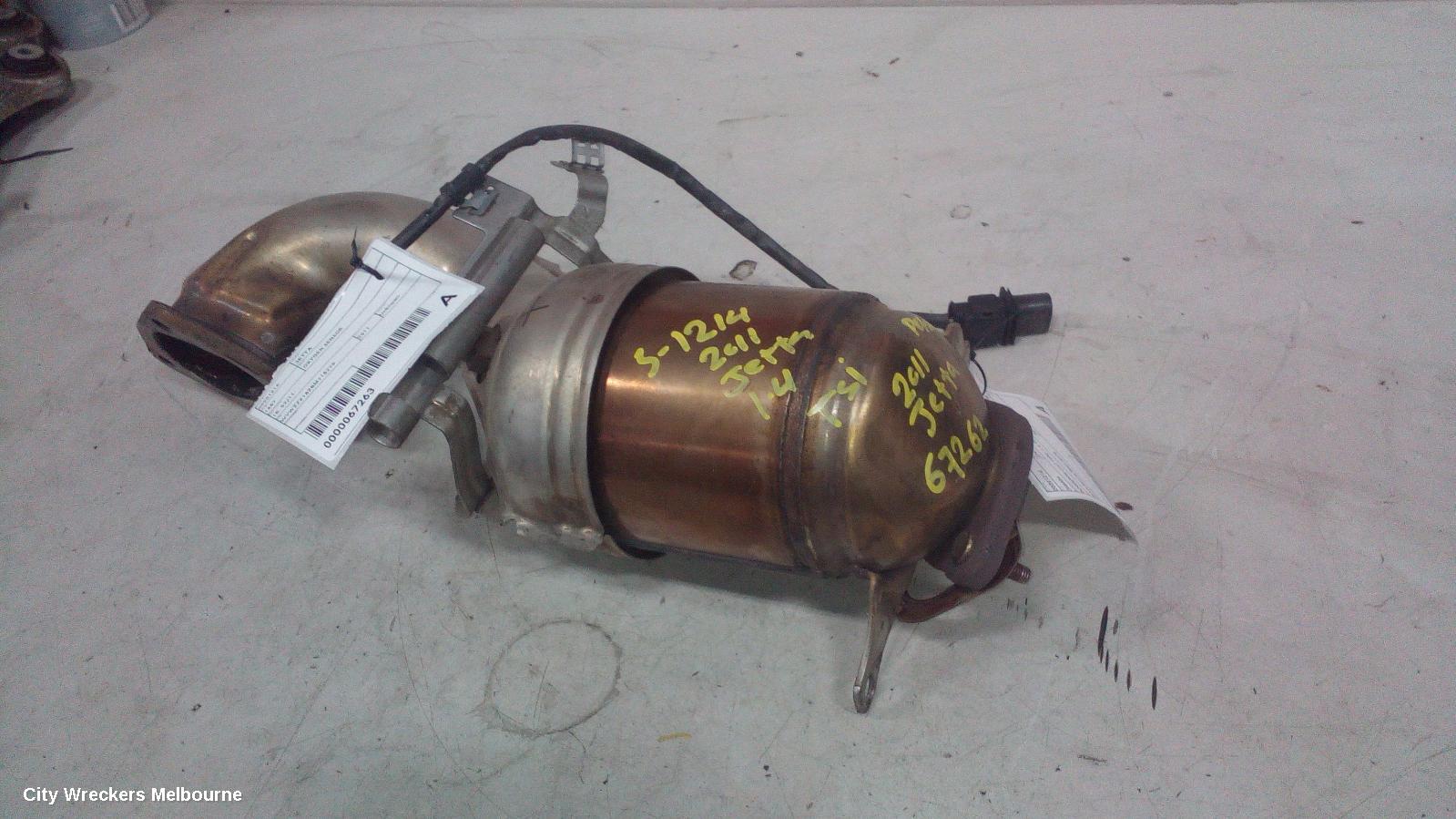 VOLKSWAGEN JETTA CATALYTIC CONVERTER, DOWNPIPE-CAT TYPE, 1.4, PETROL, CAVD/CTHD CODE, 1B, 02/2011 - 12/2017 - Image 2