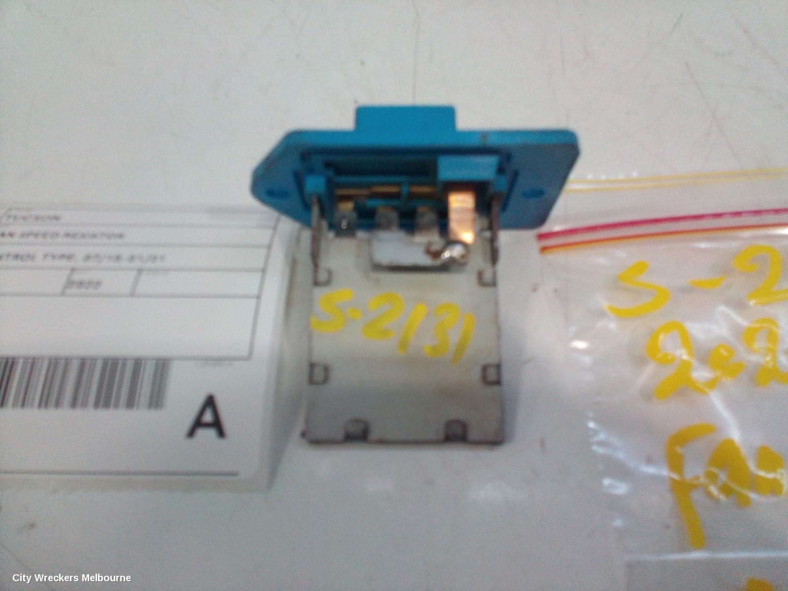 HYUNDAI TUCSON FAN SPEED RESISTOR, TL, NON CLIMATE CONTROL TYPE, 07/2015 - 01/2021 - Image 3