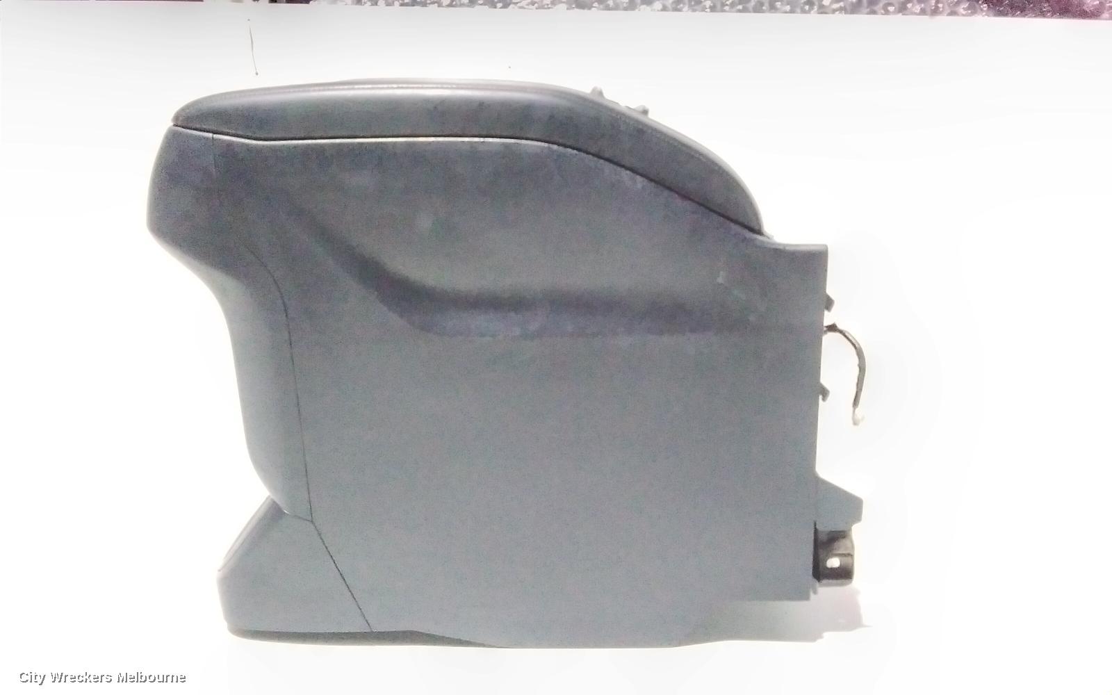 TOYOTA KLUGER CONSOLE, XU50 SERIES, BLACK, 03/2014 - 02/2021 - Image 3