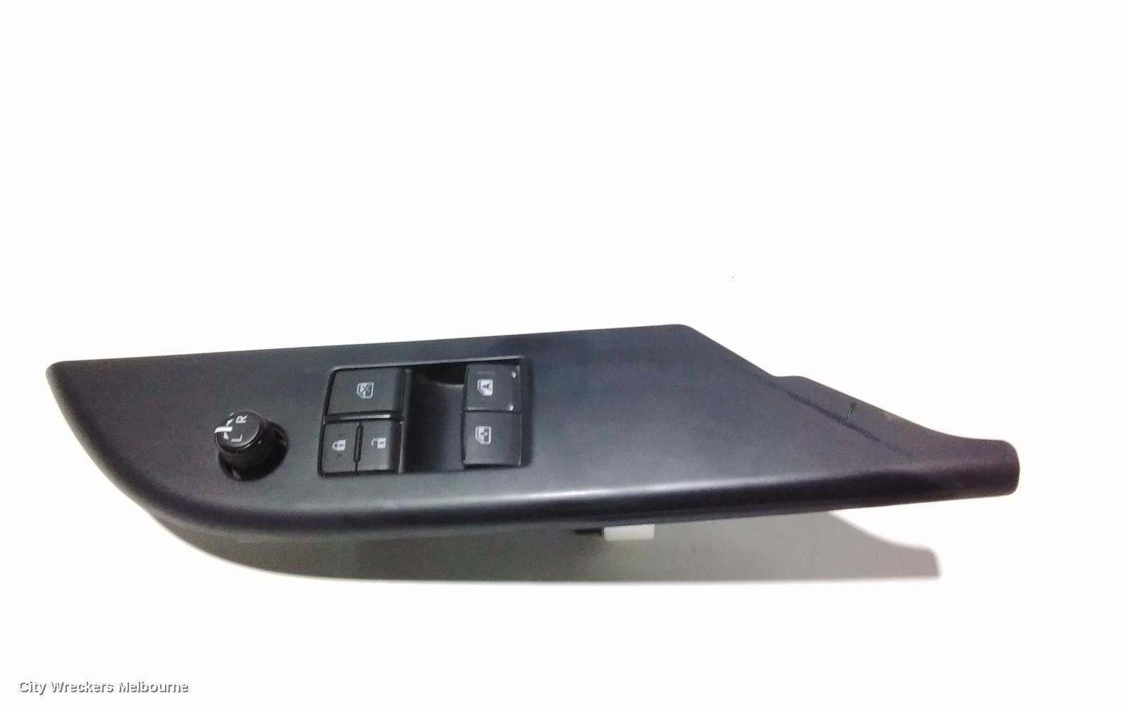 TOYOTA HILUX PWR DR WIND SWITCH, RH FRONT (MASTER SWITCH), SINGLE/EXTRA CAB, 09/2015 ONWARDS - Image 1