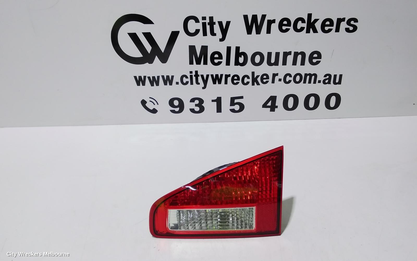 SUBARU TRIBECA REAR GARNISH, TAILGATE LAMP (RH SIDE), B9, 12/2007 - 01/2014 - Image 1