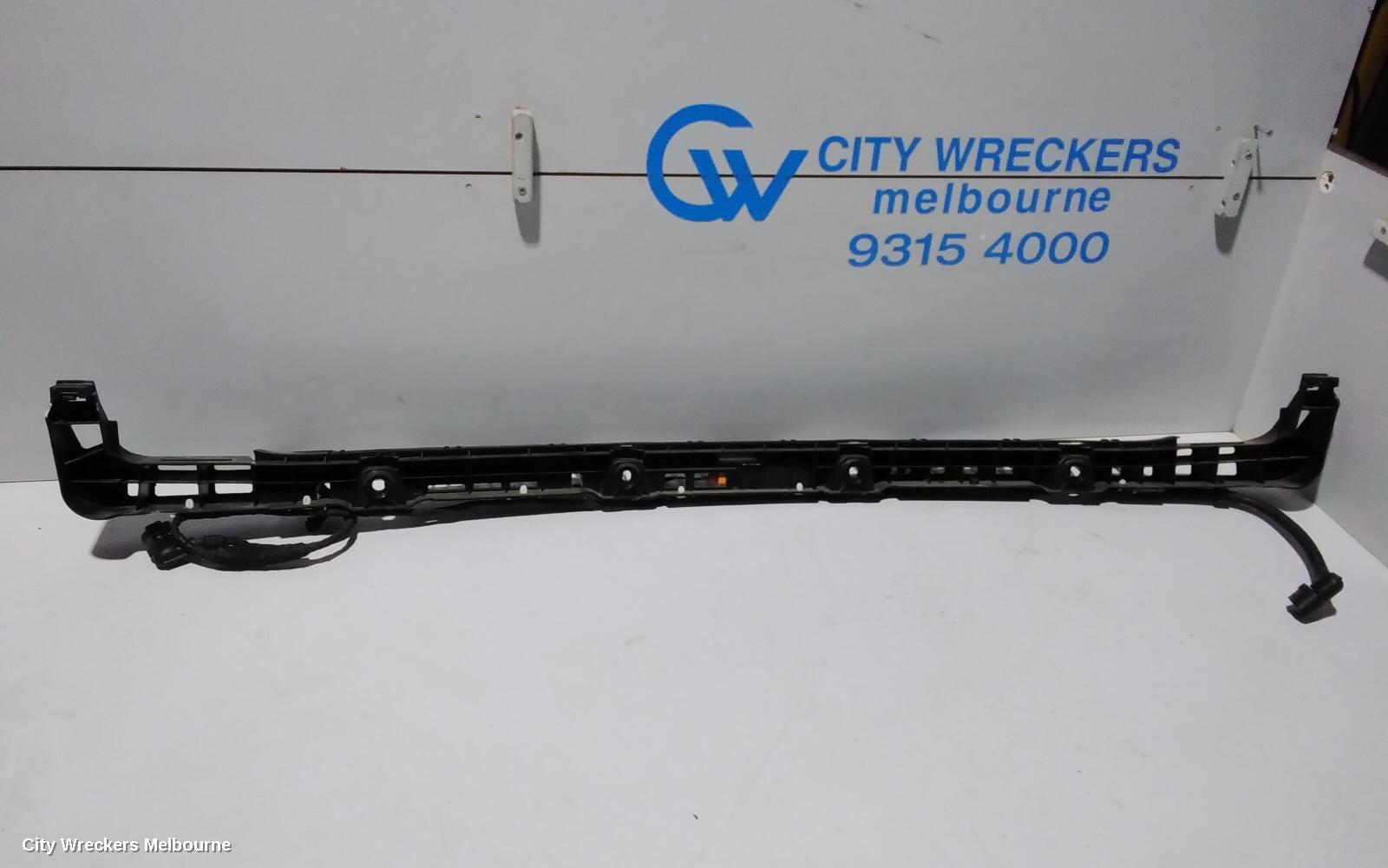 VOLKSWAGEN GOLF R/BAR BRACKET/REINFO, UPPER REINFORCEMENT, GEN 7, HATCH, 03/2013 ONWARDS - Image 2