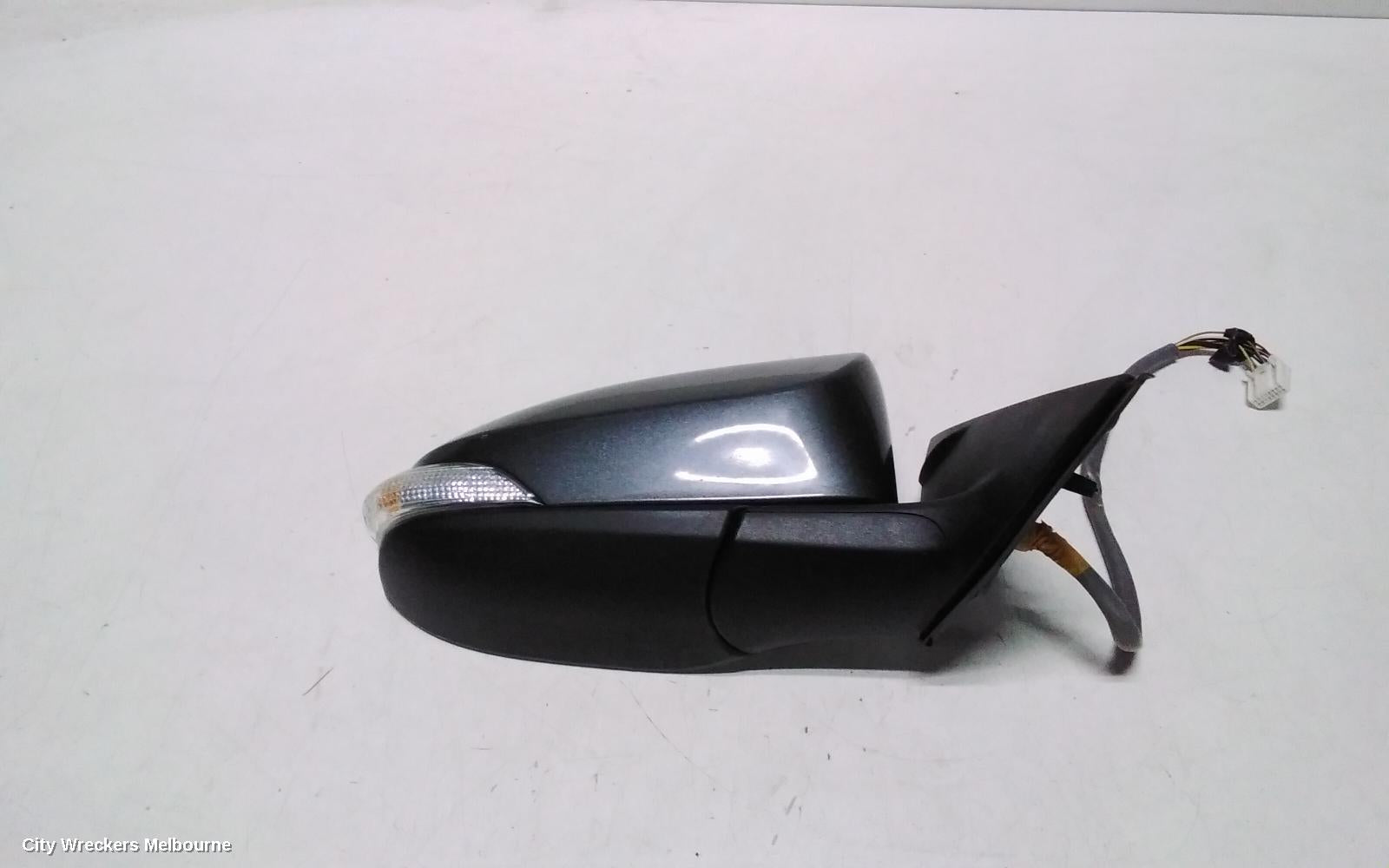 TOYOTA AURION RIGHT DOOR MIRROR, GSV50R, PRESARA/SPORTIVO ZR6, W/ AUTO DIP & BLINDSPOT TYPE, 02/2012 - 05/2015 - Image 3