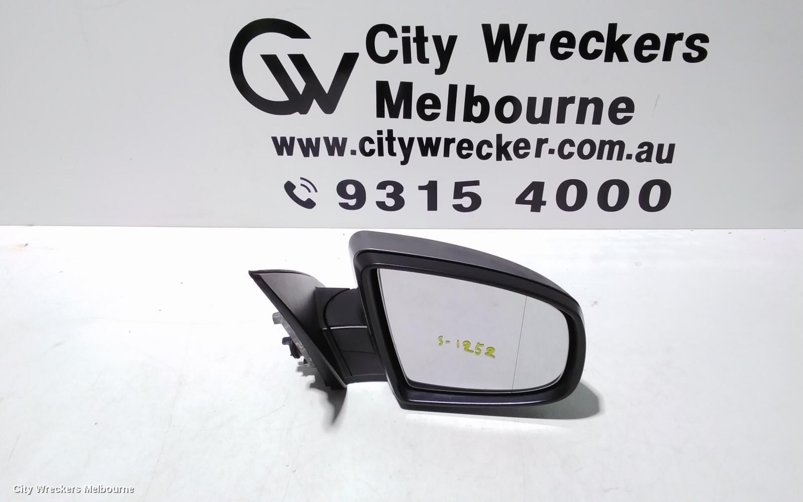 BMW X5 RIGHT DOOR MIRROR, E70, STANDARD, NON SEAT ADJ, NON MEMORY & NON AUTO DIP TYPE, 03/2007 - 12/2009 - Image 1
