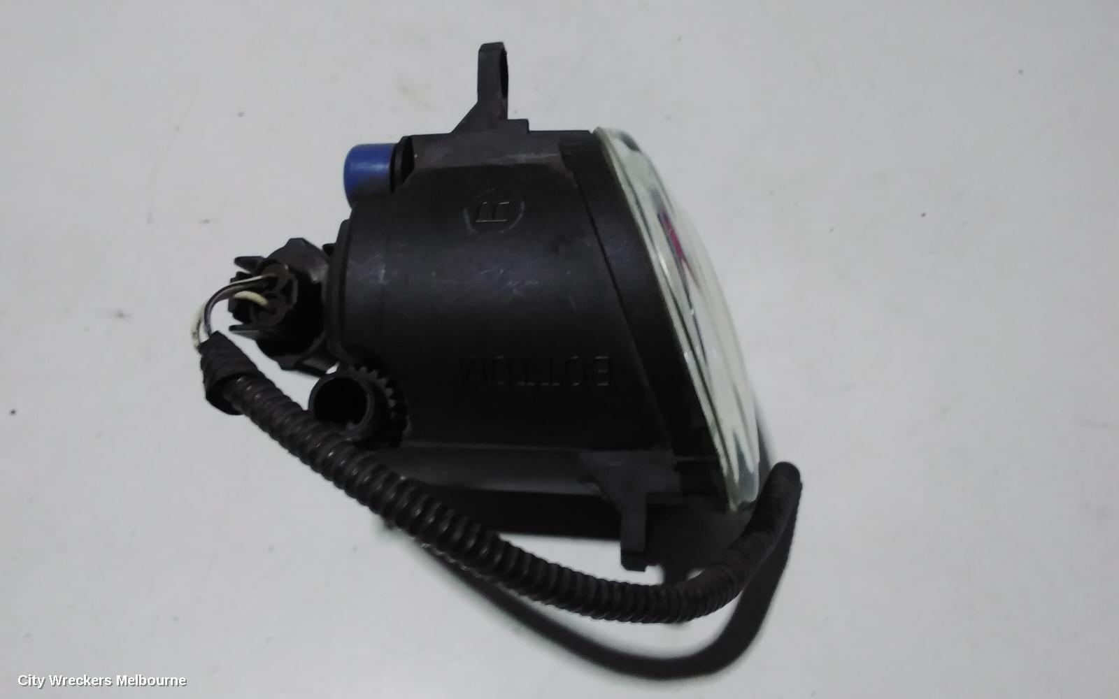 TOYOTA COROLLA RIGHT INDICATOR/FOG/SIDE, BUMPER FOGLAMP, ZRE152R, HATCH, 03/2007 - 10/2009 - Image 3