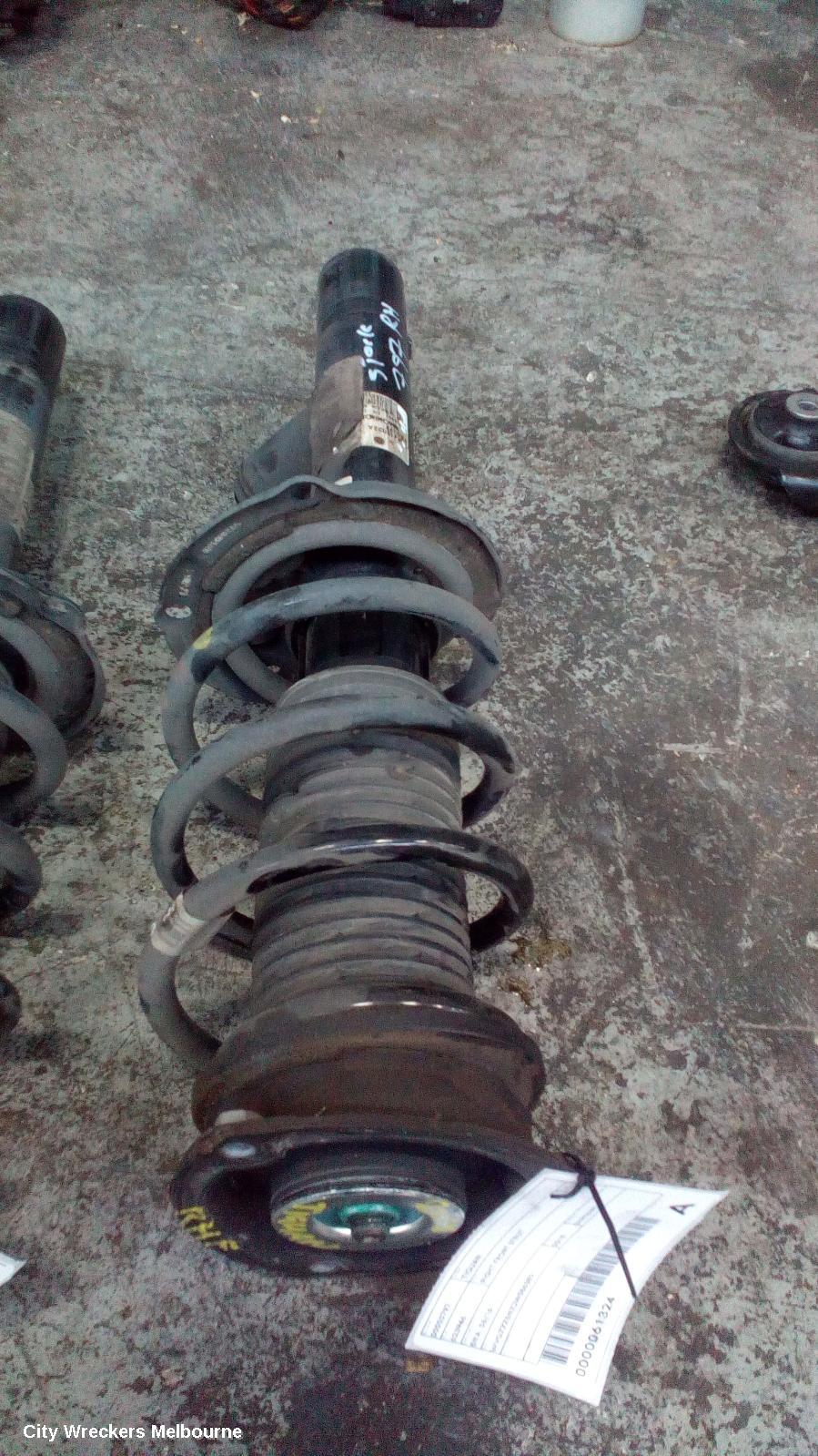 VOLKSWAGEN TIGUAN RIGHT FRONT STRUT, 5NA, STANDARD TYPE, 06/2016 ONWARDS - Image 1