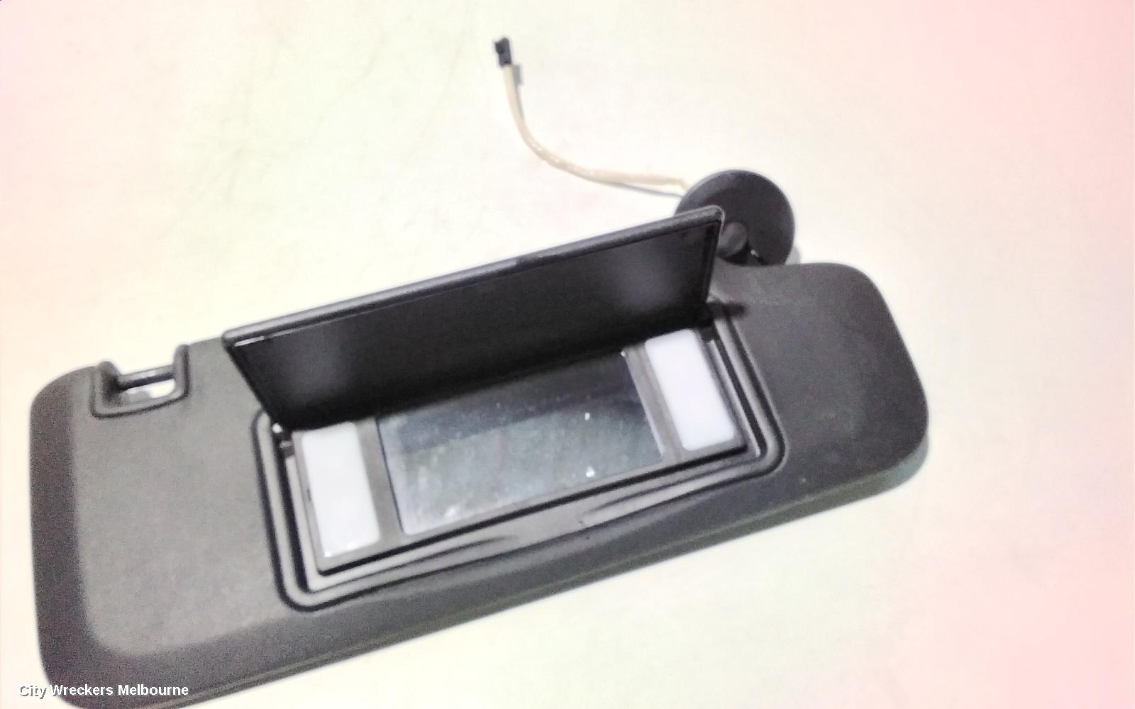 HOLDEN INSIGNIA SUNVISOR, GA, 02/2015 - 01/2017 - Image 2