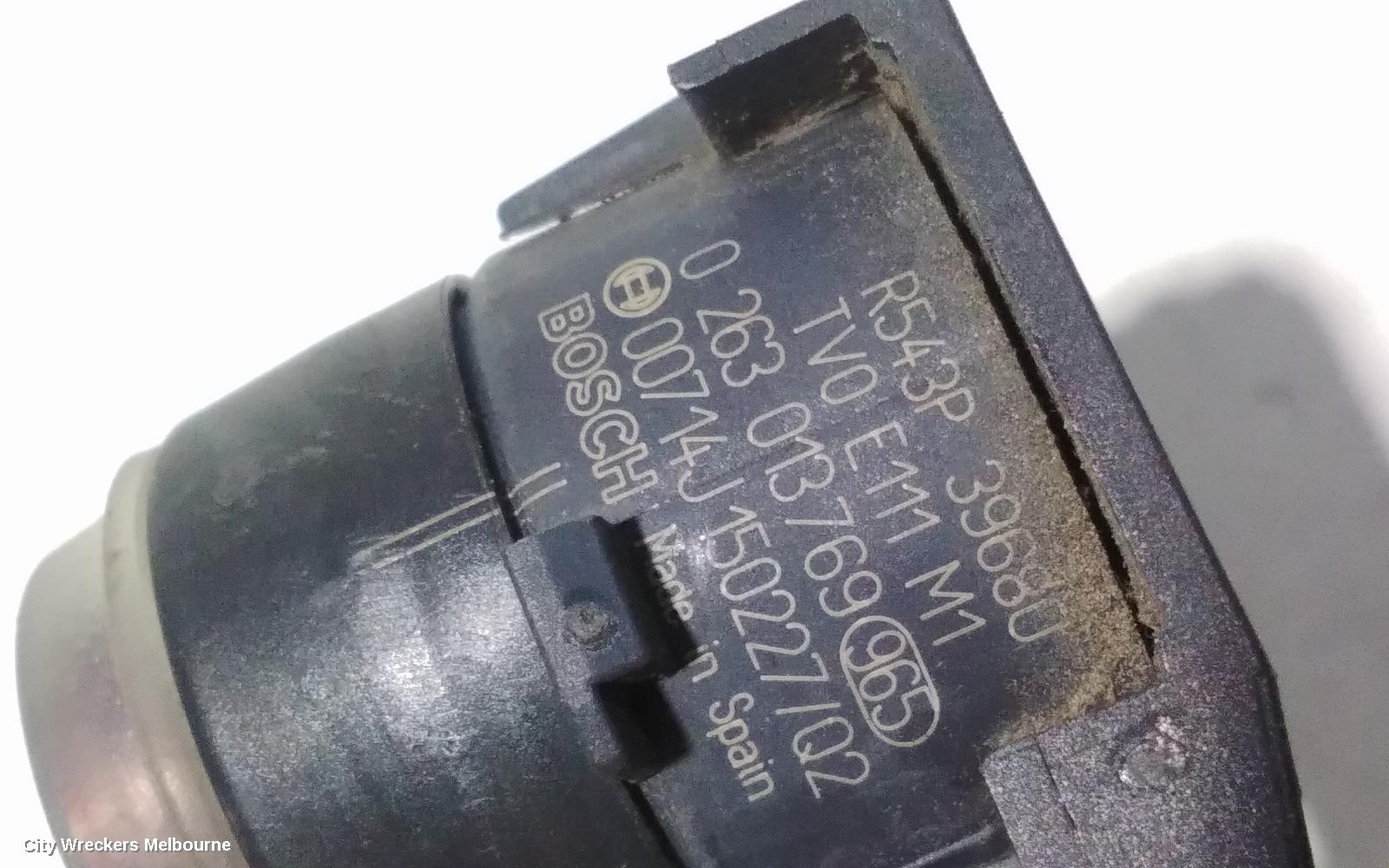 HONDA HRV, RU, 12/2014 - 10/2021, FRONT BAR PARKING SENSORS 1X: 104607 - Image 2