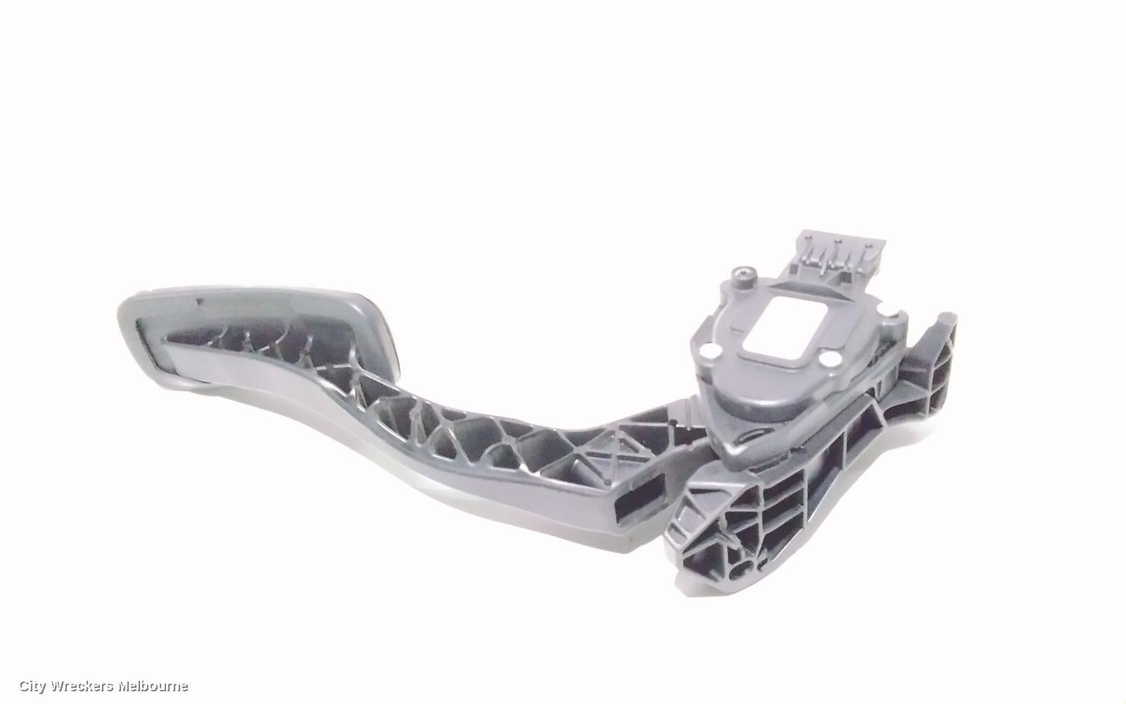 HOLDEN ASTRA PEDAL ASSEMBLY, PJ, GTC, 12/2014 - 01/2017 - Image 2