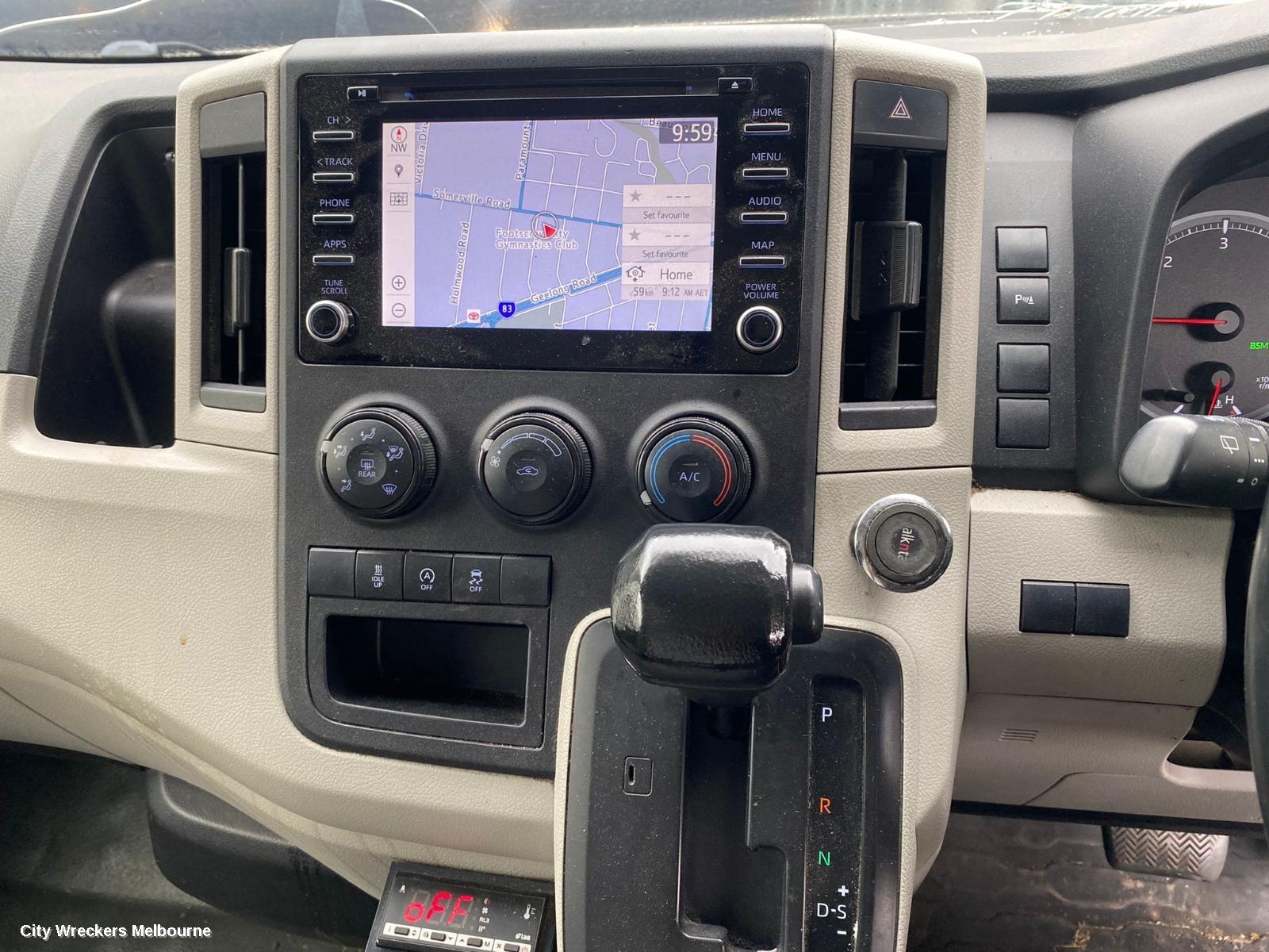 TOYOTA HIACE RADIO/CD/DVD/SAT/TV, 300 SERIES, HEAD UNIT, W/ DISPLAY UNIT, 8IN TOUCHSCREEN, W/ CD TYPE, 02/2019 - 10/2023 - Image 2