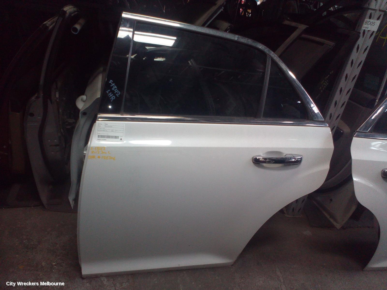 CHRYSLER 300C LEFT REAR DOOR/SLIDING, LX2, 07/2012 - 12/2021 - Image 2