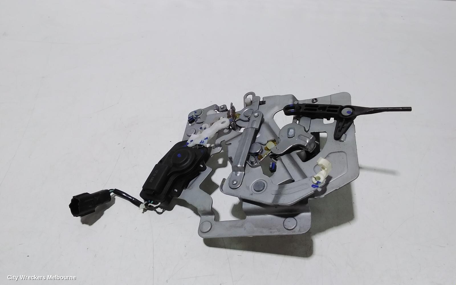 LDV G10 DOOR HANDLE, INNER, RH REAR, BLACK, SV7C, VAN, 04/2015 ONWARDS - Image 3