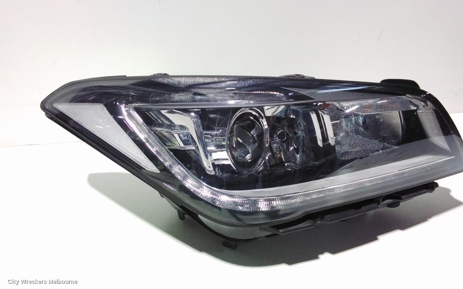 HYUNDAI GENESIS RIGHT HEADLAMP, DH, 11/2014 - 01/2018 - Image 2