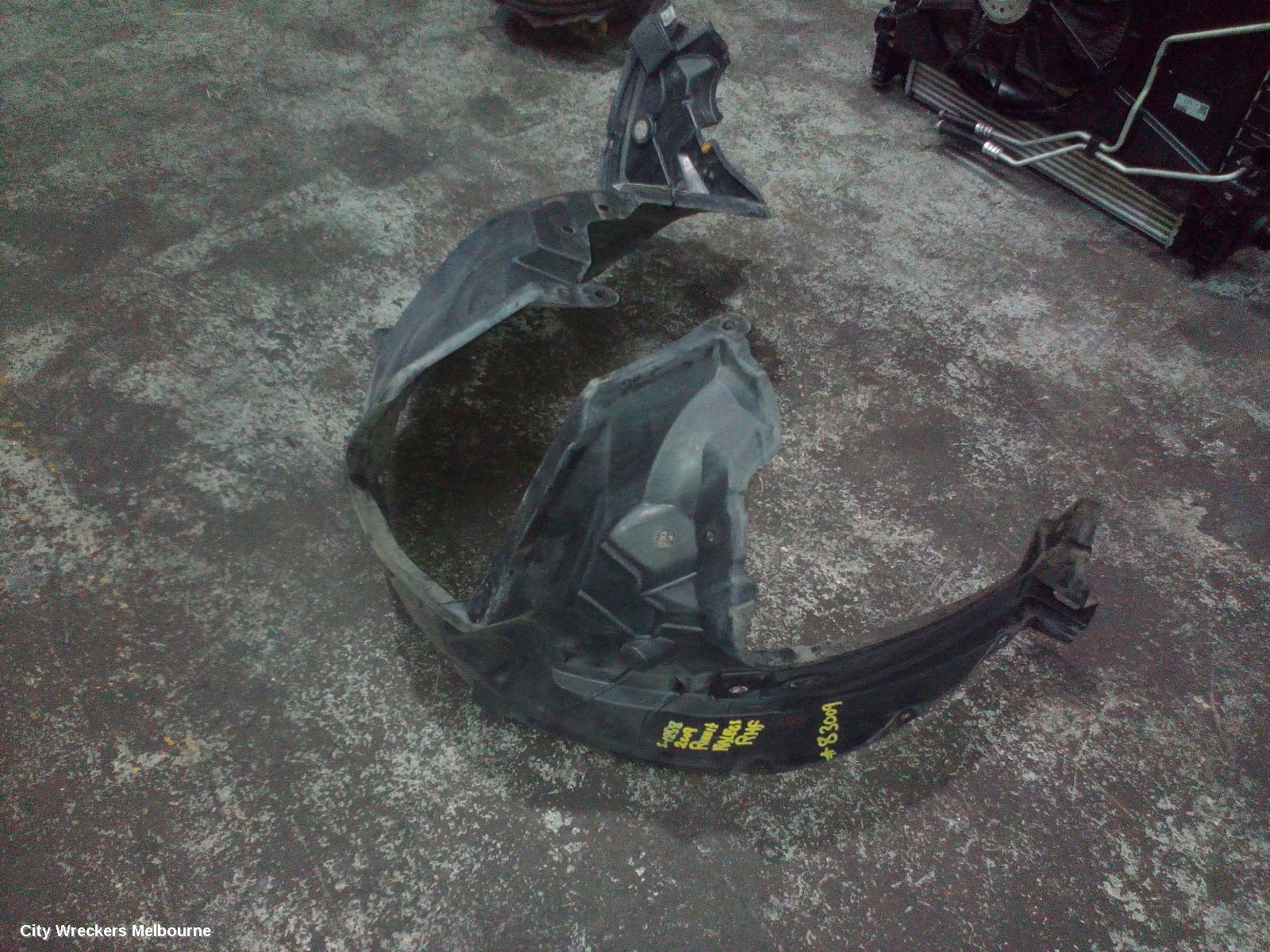 RENAULT KALEOS LEFT GUARD LINER, H45, 09/2008 - 07/2011 - Image 3