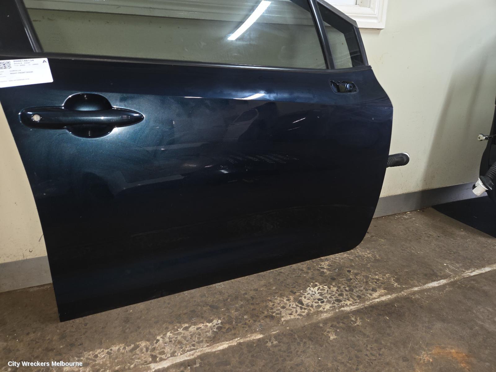TOYOTA COROLLA RIGHT FRONT DOOR, E210, HATCH/SEDAN, 07/2018 ONWARDS - Image 3