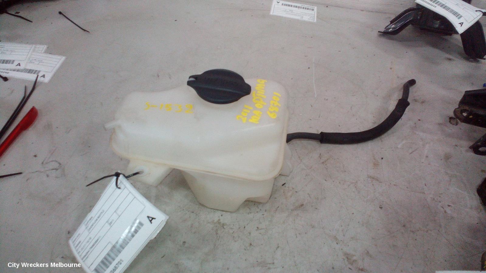 KIA OPTIMA OVERFLOW BOTTLE, TF, 01/2011 - 10/2015 - Image 1