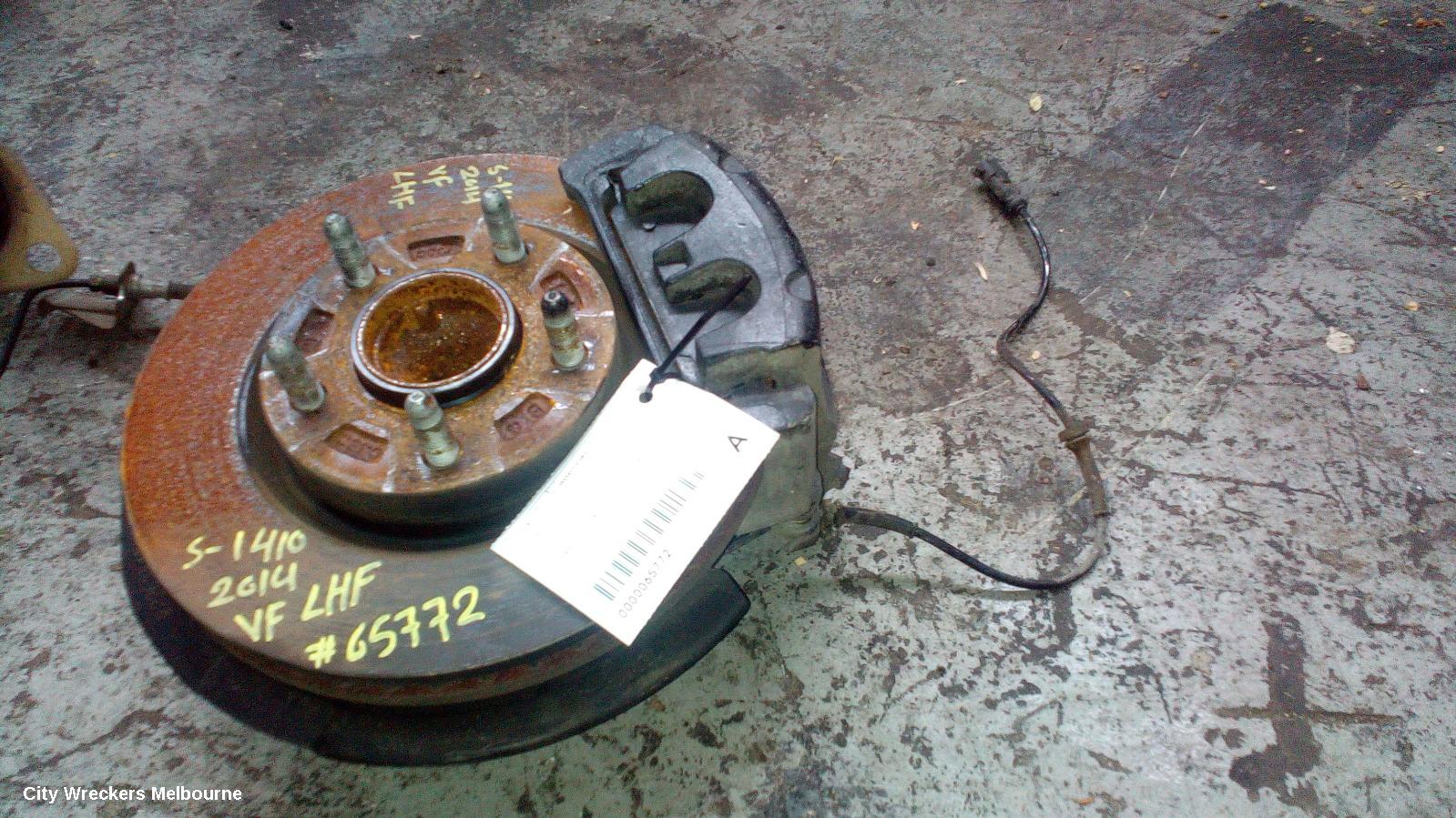 HOLDEN COMMODORE LEFT FRONT HUB ASSEMBLY, VF, 05/2013 - 12/2017 - Image 1