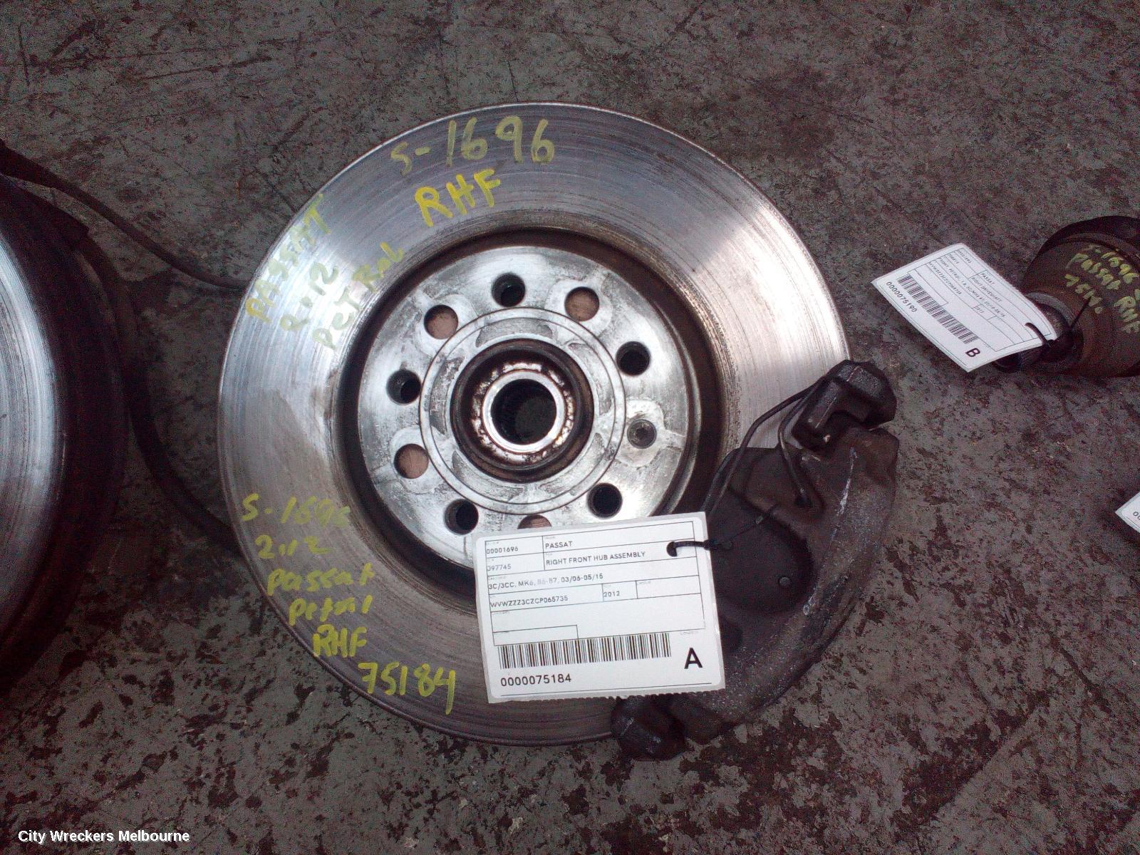 VOLKSWAGEN PASSAT RIGHT FRONT HUB ASSEMBLY, 3C/3CC, MK6, B6-B7, 03/2006 - 05/2015 - Image 1