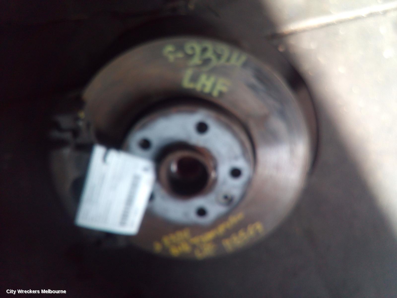 VOLKSWAGEN TRANSPORTER LEFT FRONT HUB ASSEMBLY, T6, 07/2015 - 08/2024 - Image 1