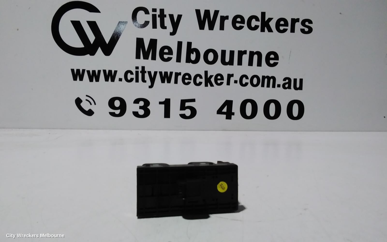 AUDI A4 PWR DR WIND SWITCH, RH FRONT (MASTER SWITCH), B8 8K, 02/2008 - 06/2012 - Image 2