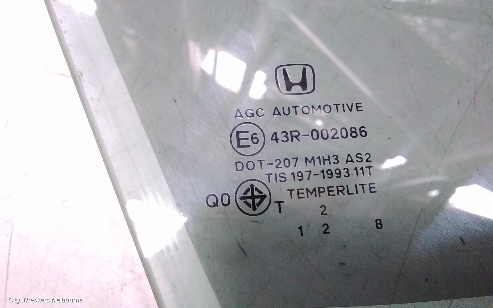 HONDA CIVIC RIGHT FRONT DOOR WINDOW, 9TH GEN, SEDAN (VIN MRHFB), 02/2012 - 04/2016 - Image 3