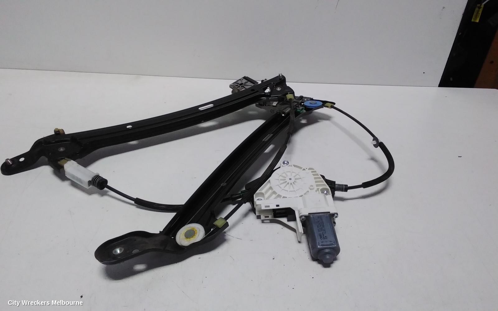 AUDI A5 RIGHT FRONT WINDOW REG/MOTOR, 8T, A5, HATCH, 08/2011 - 11/2016 - Image 1