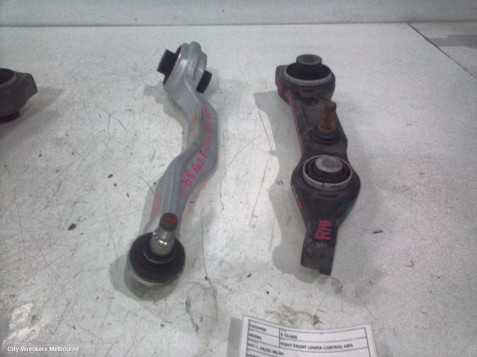 MERCEDES E CLASS RIGHT FRONT LOWER CONTROL ARM, W211, 08/2002 - 08/2009 - Image 1