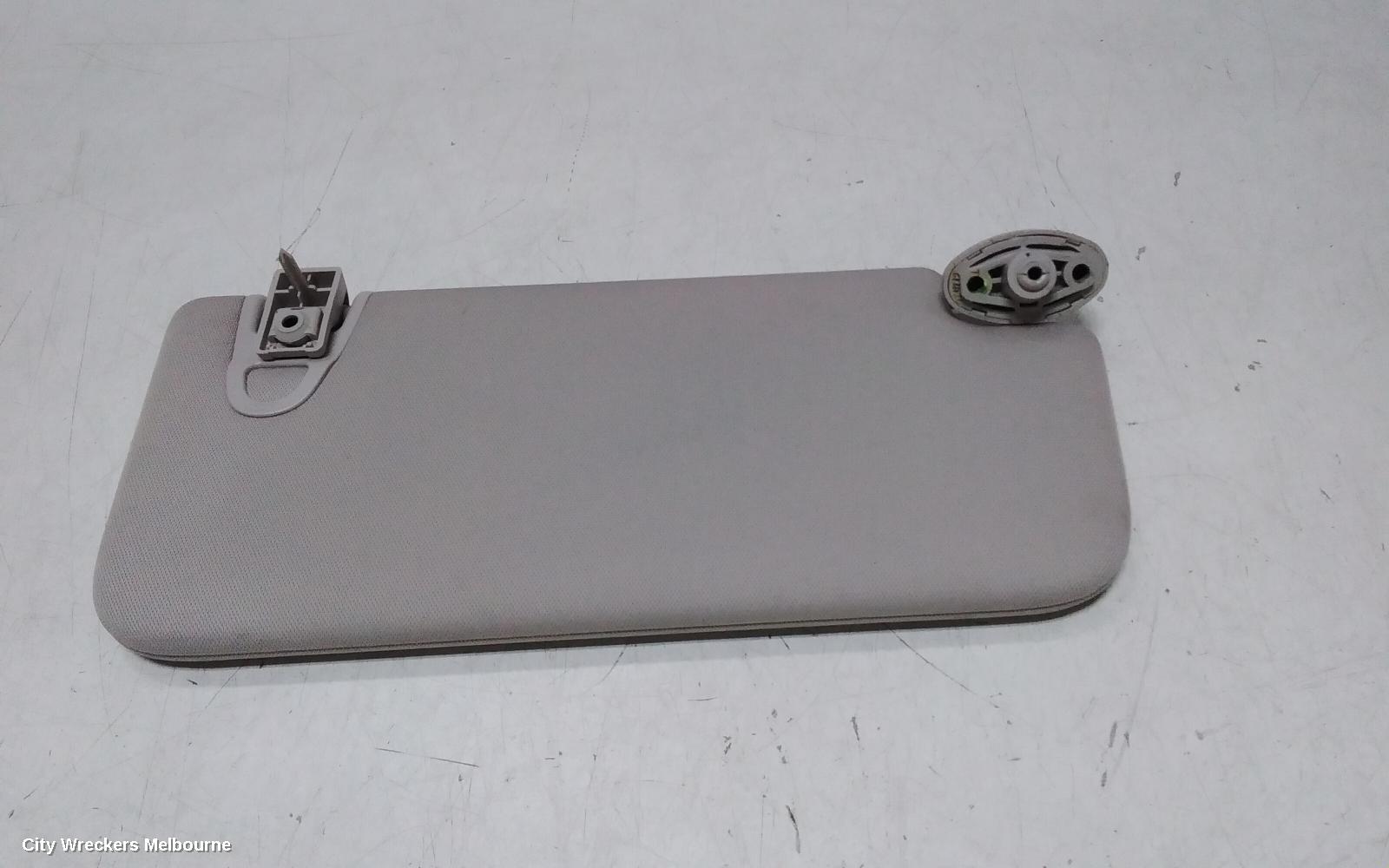 MAHINDRA XUV700 SUNVISOR, W601, 01/2023 ONWARDS - Image 2