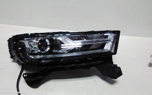 AUDI Q7 RIGHT HEADLAMP, 4M, LED, NON MATRIX TYPE, 09/2015 - 03/2020 - Image 2