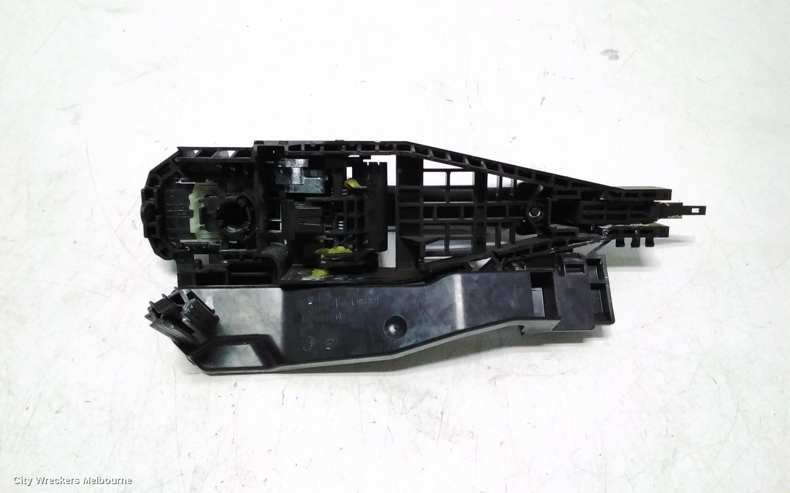 JEEP CHEROKEE DOOR HANDLE, OUTER, LH REAR, COLOUR CODED, KL, 06/2014 - 11/2022 - Image 2
