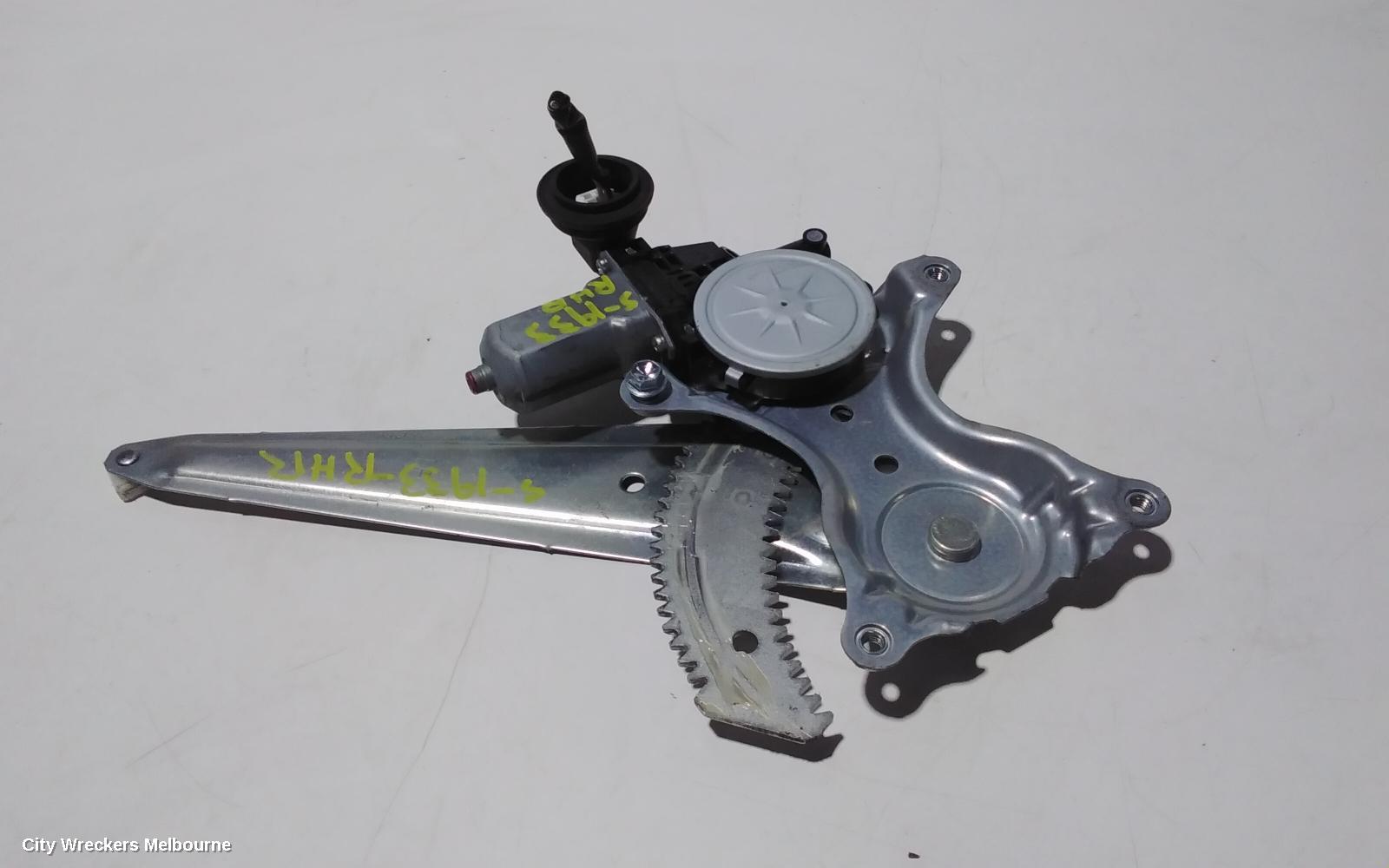 TOYOTA RAV4 RIGHT REAR WND REG/MOTOR, XA40, 12/2012 - 11/2018 - Image 1