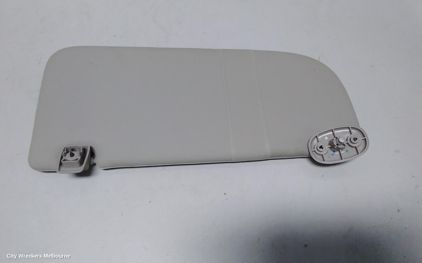 HOLDEN COLORADO SUNVISOR, RG, RH SIDE, 01/2012 ONWARDS - Image 2