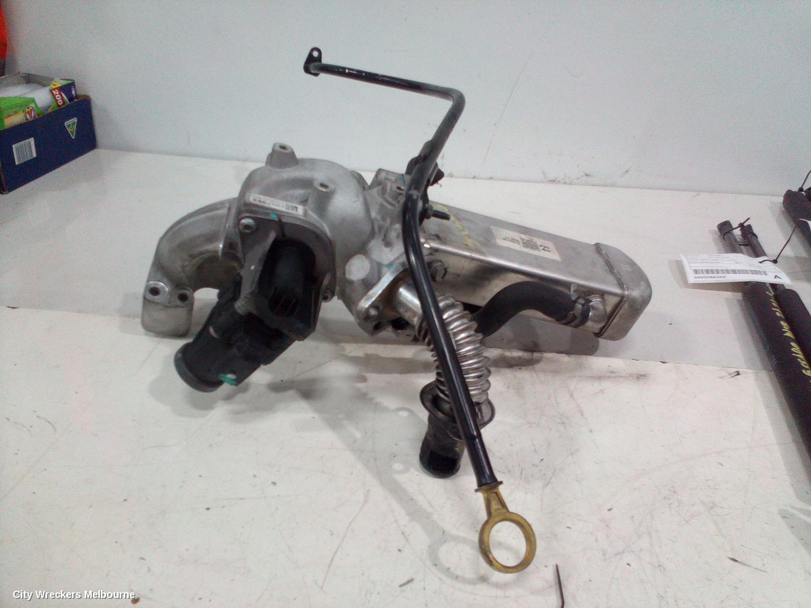NISSAN NAVARA STEERING PUMP, D22, 2.5, YD25, DIESEL, 10/2001 - 08/2015 - Image 2