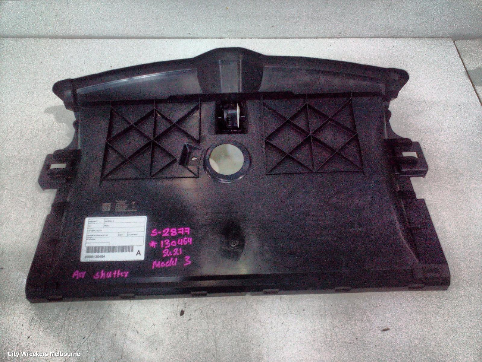 TESLA MODEL 3, 1ST GEN, 06/2019 ONWARDS, AIR SHUTTER: 130454 - Image 2