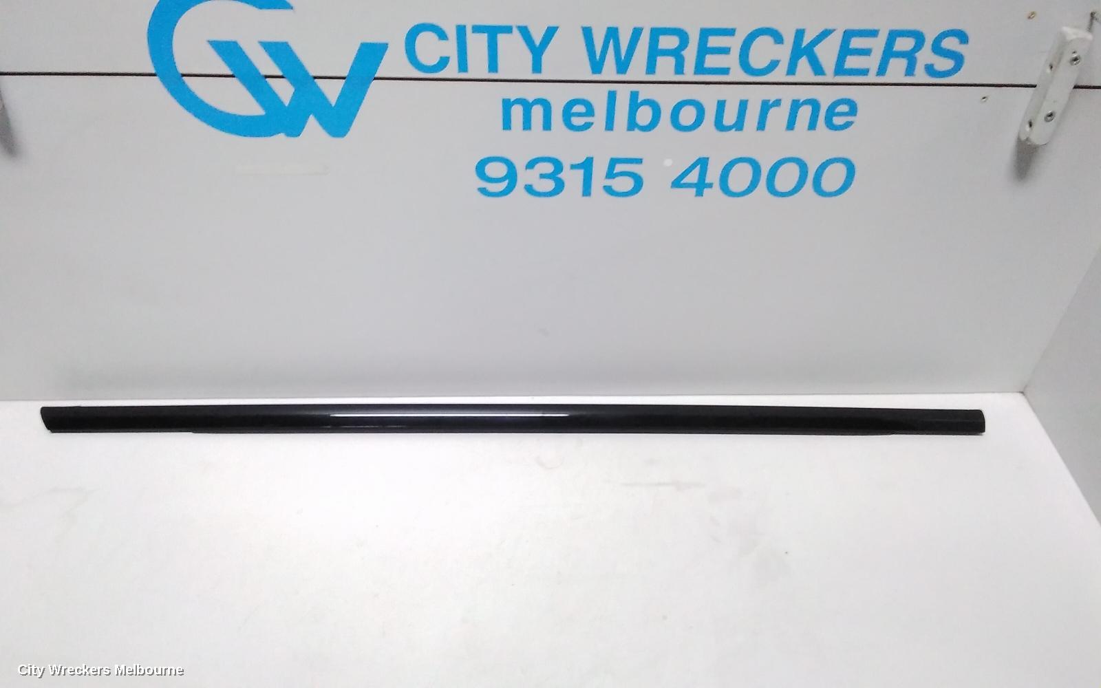 LAND ROVER RANGEROVER EVOQUE DOOR MOULD, LHR UPPER MOULD: 73599, L538, 11/2011 - 01/2019 - Image 2